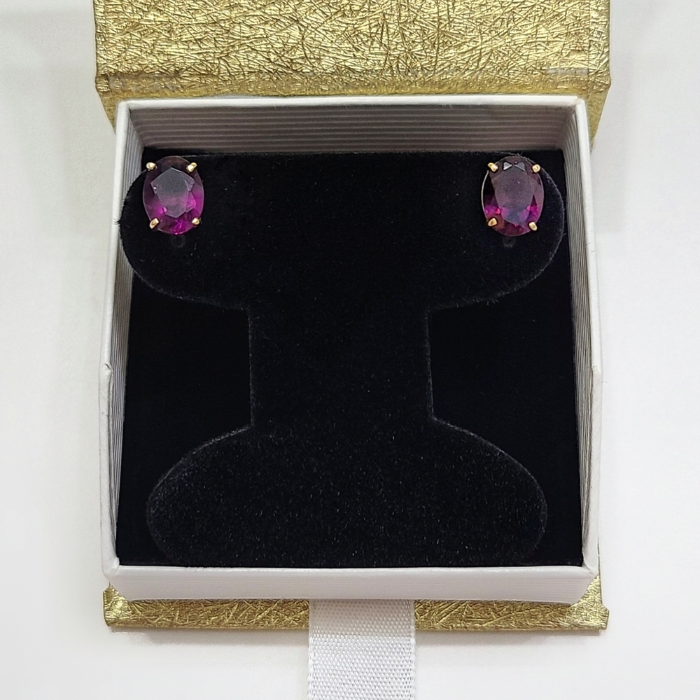 ✨SALE✨ 14K Gold Oval Amethyst Vintage Stud Earrings